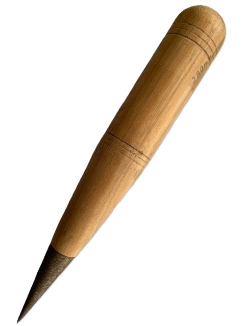 Caveirões de madeira com ponta de metal